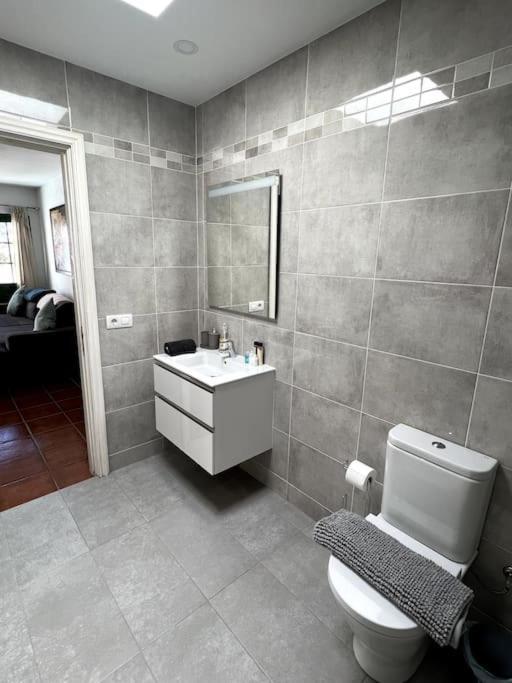 Casa Breen - Spacious 1 Bedroom Apartment In Matagorda With Communal Pool Тіас Екстер'єр фото