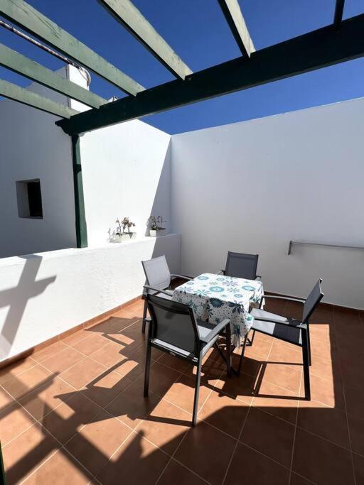 Casa Breen - Spacious 1 Bedroom Apartment In Matagorda With Communal Pool Тіас Екстер'єр фото